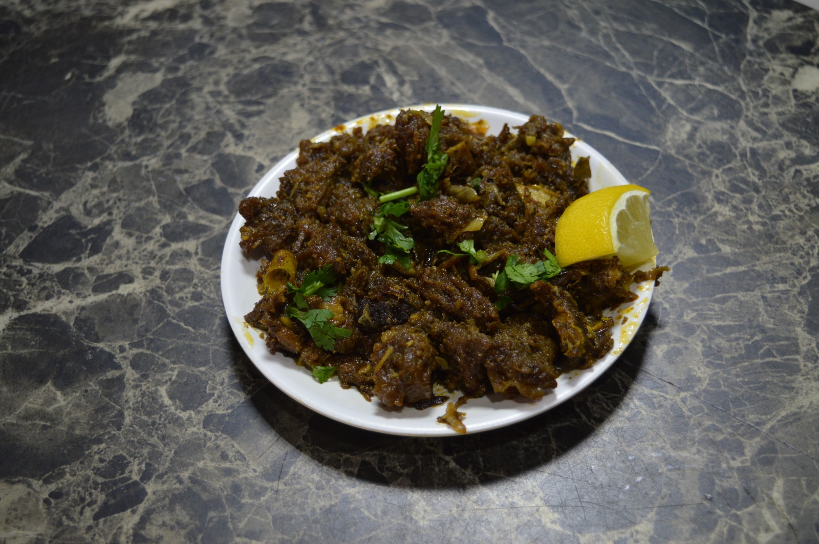 Hotel Cafe Baher Peruvayal